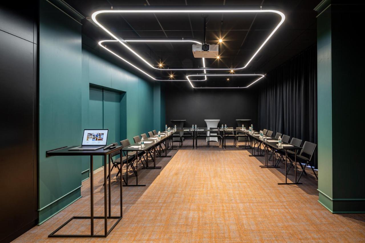 Hotel Loft7 Lwów Zewnętrze zdjęcie
